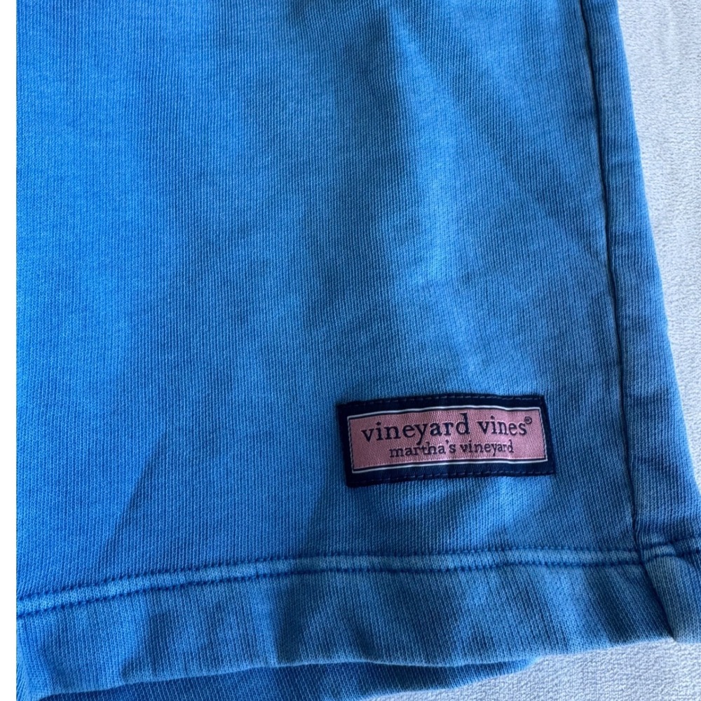 Vineyard Vines Boys Blue French Terry Shorts Preppy Whale Logo Size Small 8-10 - Picture 2 of 6